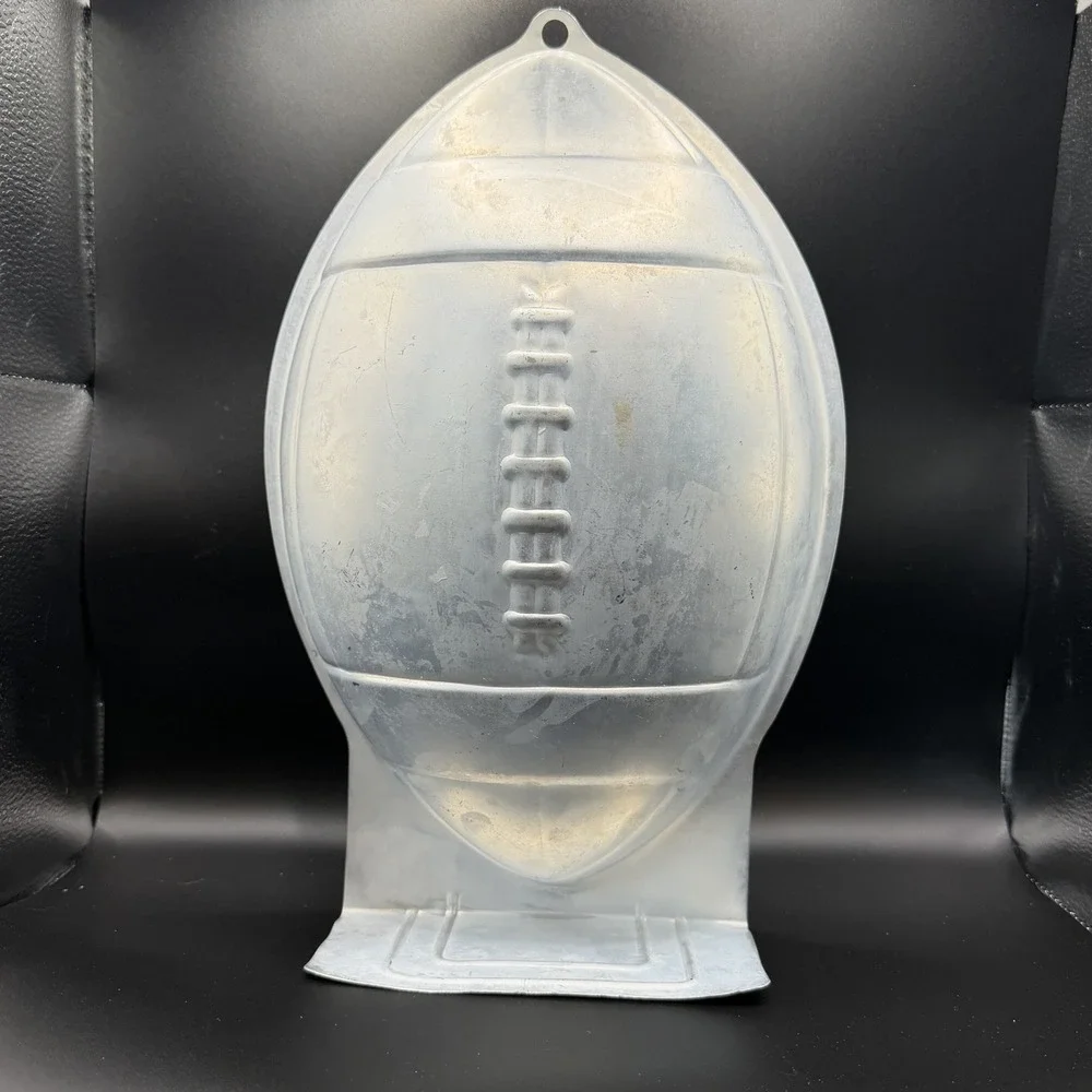 Wilton Vintage 1990 Aluminum Football Cake Pan Mold #2105-6504